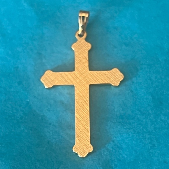 Vintage gold tone Jesus Cross pendant for necklace - Picture 2 of 3